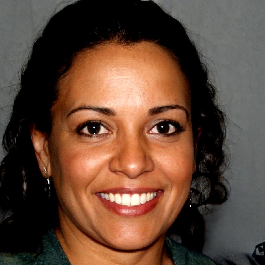 Nadia Hamed, retail business owner from Cairo